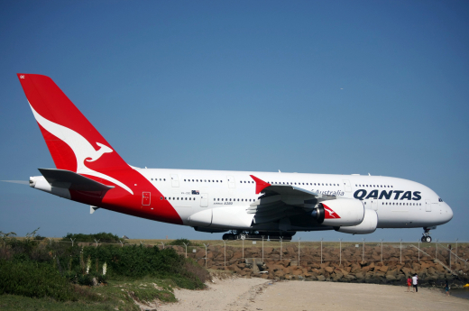 Plane landing in Sydney